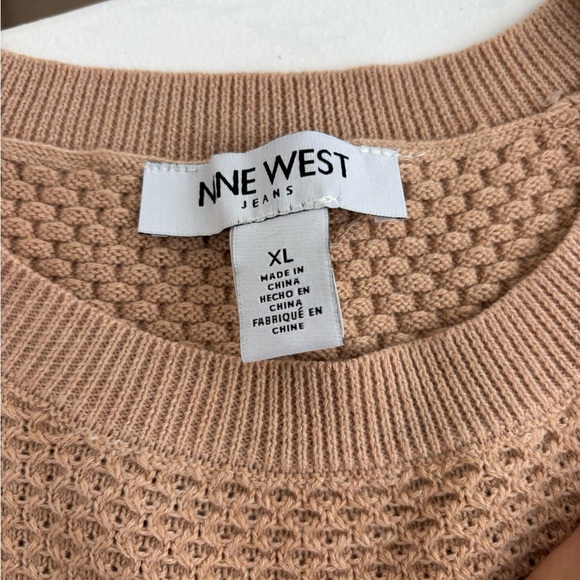 Nine West Textured Beige Sweater lightweight business casual - Picture 2 of 6